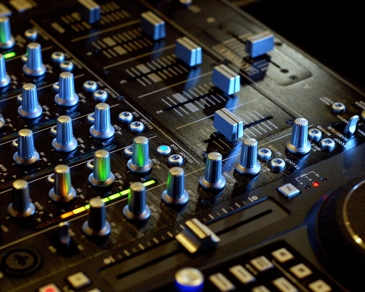 دي جي افراح نسائي بالكويت